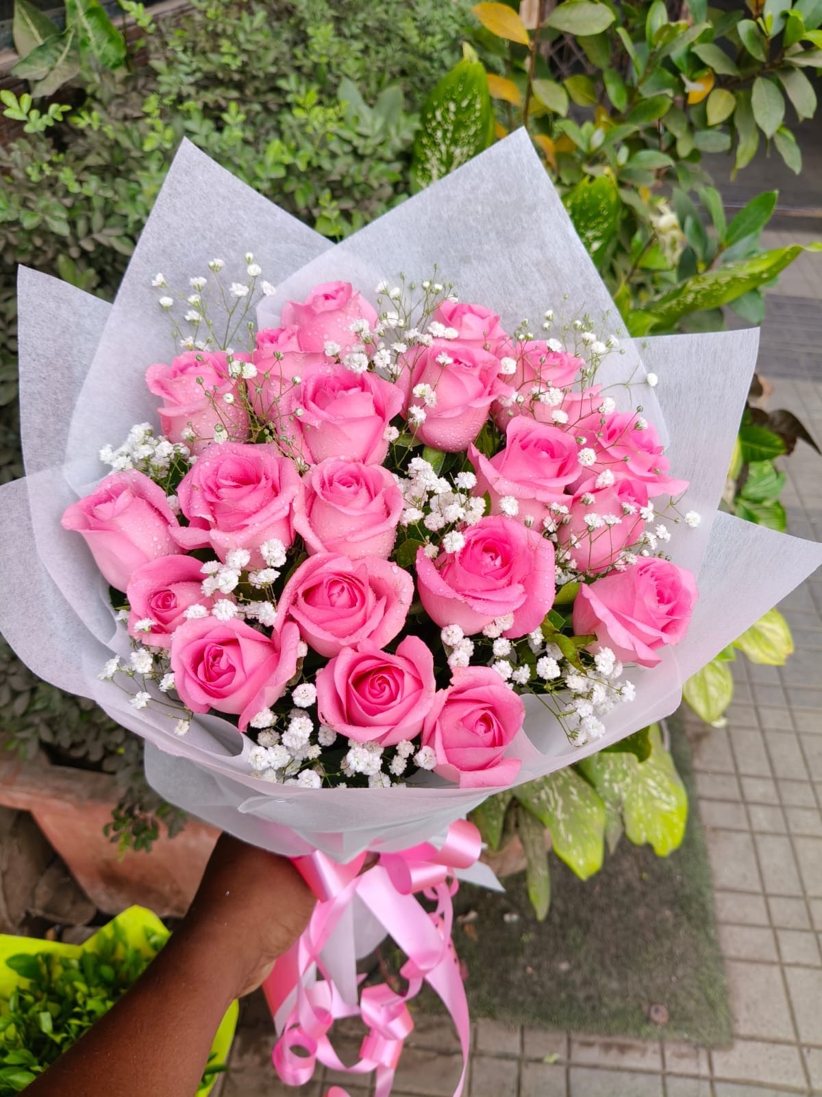Pink Elegance Rose Bouquet - Image 2